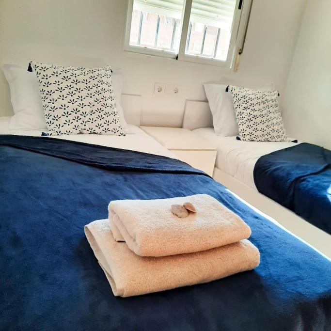 אורופסה דל מר Naranja Apartament On The Beach 2 Bedrooms מראה חיצוני תמונה